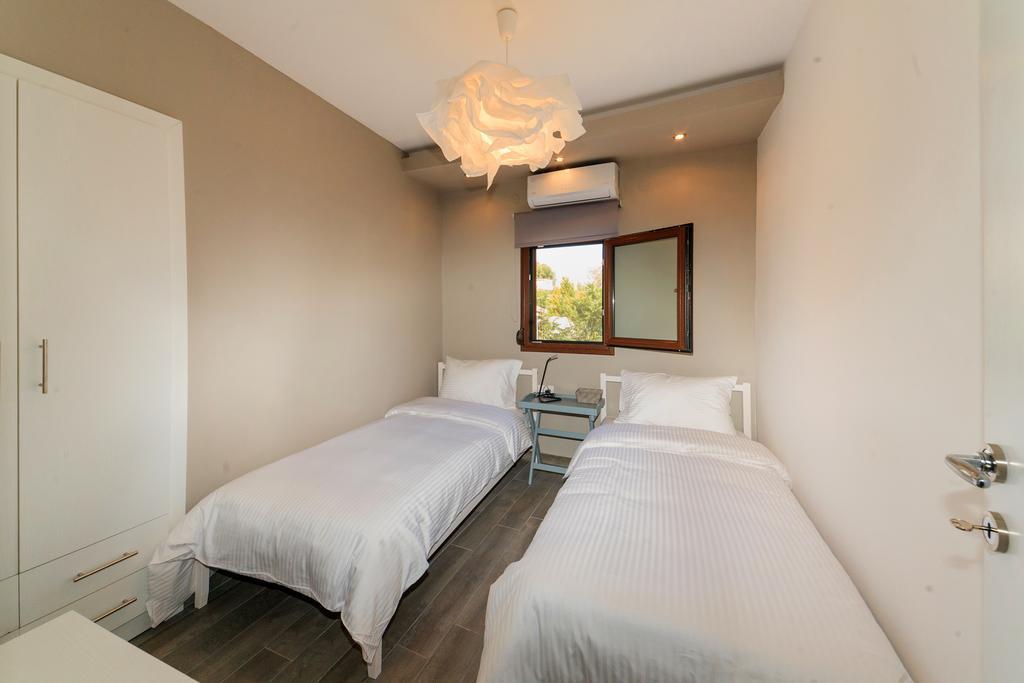 Kissos Apartments ブアブロウ エクステリア 写真