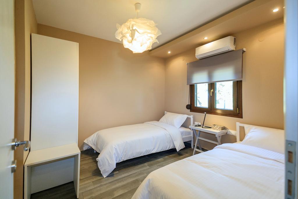 Kissos Apartments ブアブロウ エクステリア 写真